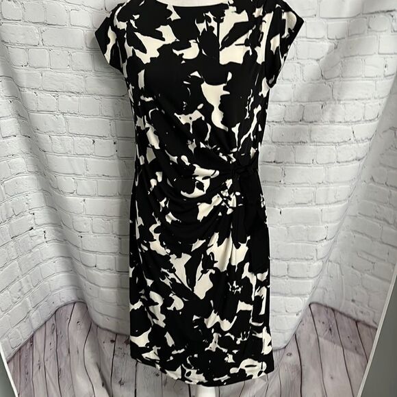 Pea in a pod Taylor - black and white floral dress - L - Picture 1 of 5